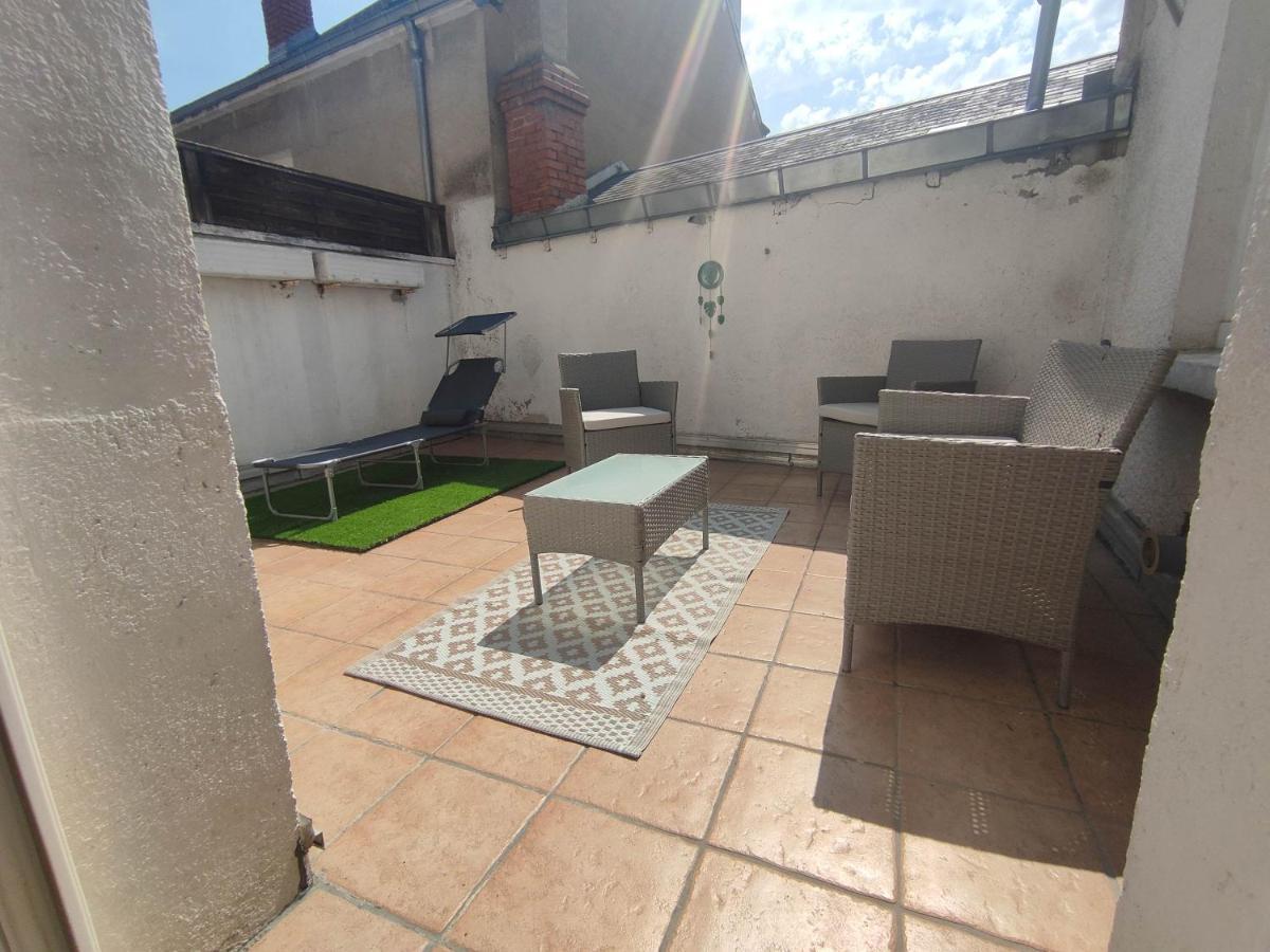 Le Saint-Roch, Centre-Ville, Terrasse Privee Issoudun Dış mekan fotoğraf